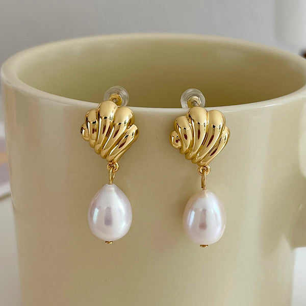 Elegance Vacation Style Natural Freshwater Pearl Earrings