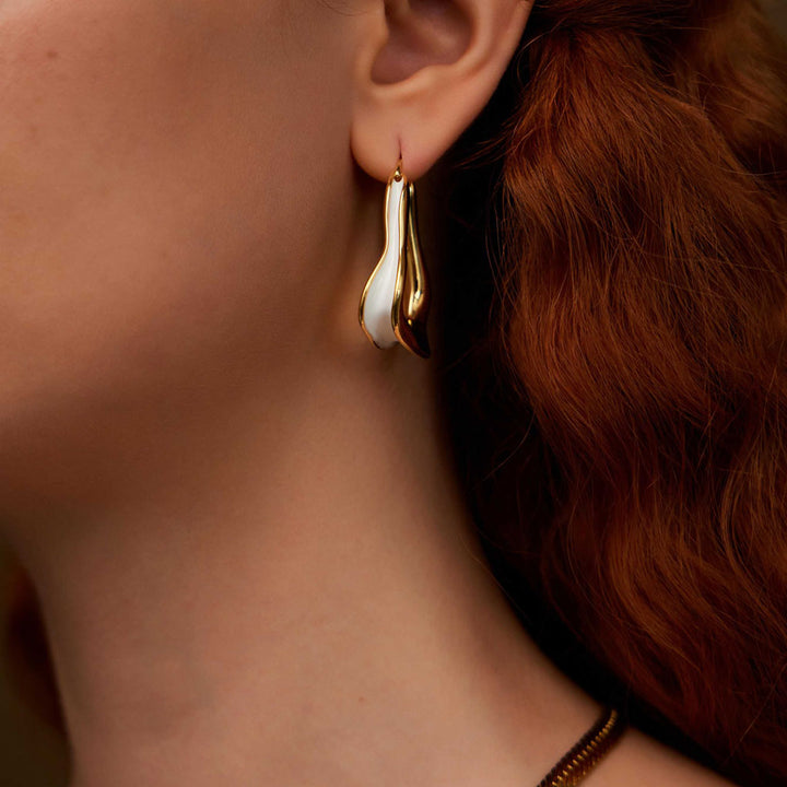 beautiful woman wearing Elf's Wings irregular circle earrings-Copper+18k Yellow Gold Vermeil -Shesamore jewelry