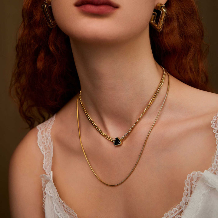    Love Among the Gods gold layered necklace-14k Yellow Gold Vermeil+Stainless Steel+Cubic Zirconia-Shesamore jewelry-wearing-effect