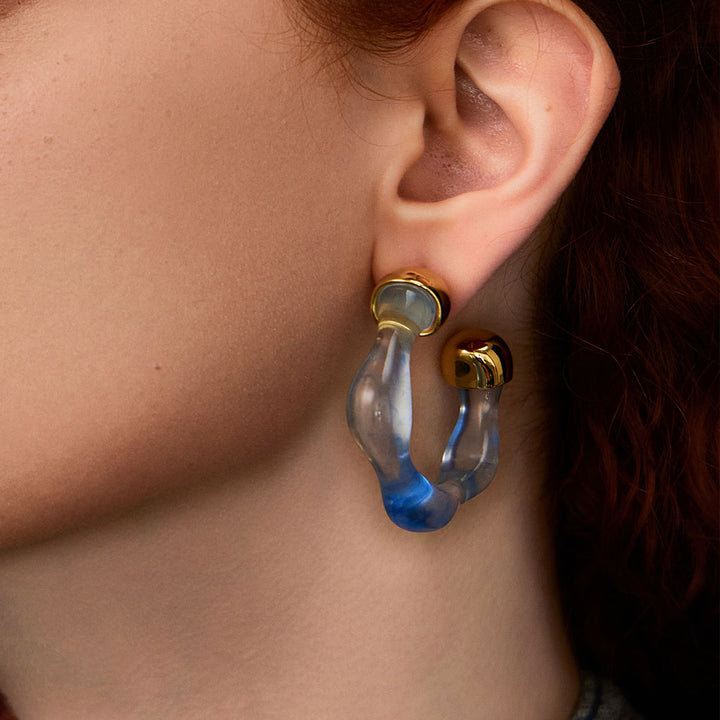  besutiful woman wearing Roman Elegance resin earrings-Copper+18k Yellow Gold Vermeil+Resin-Gold Vermeil-Shesamore jewelry   