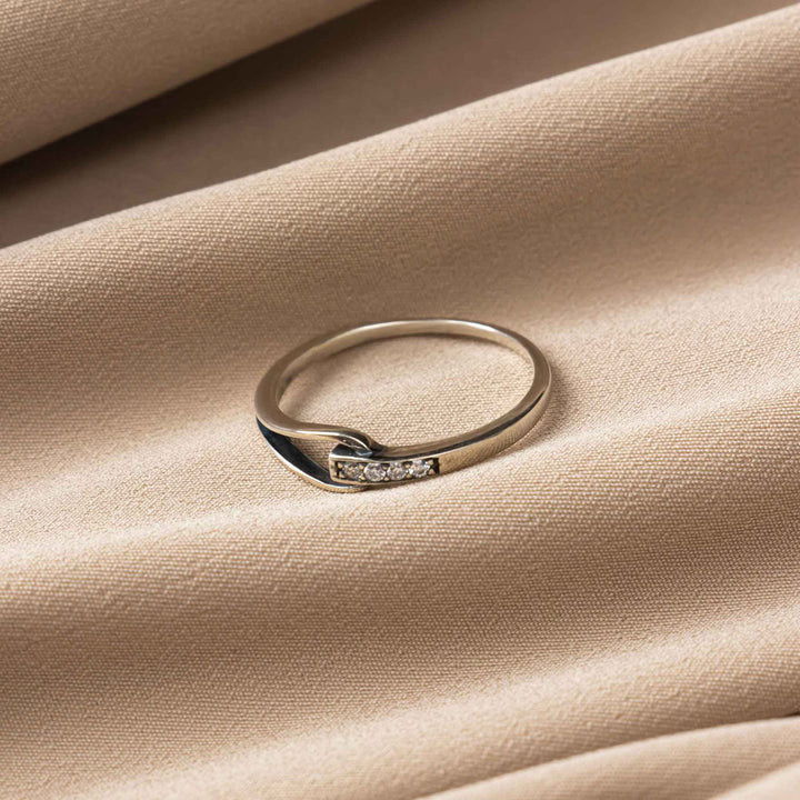 The-Vein-of-Love-sliver-ring-Antique-Shesamore-jewelry-image