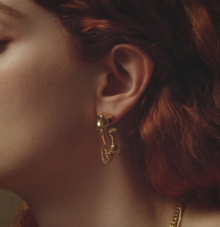   beautiful woman wearing  Glory of Rome resin earrings-Copper+18k Yellow Gold Vermeil+Resin-Shesamore jewelry vedio 